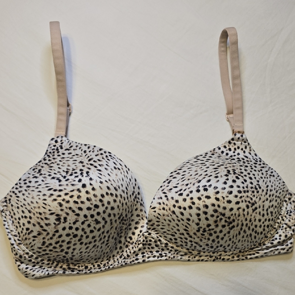 Victoria's Secret Body By Victoria Nursing Bra Leopard Print Wireless 36D